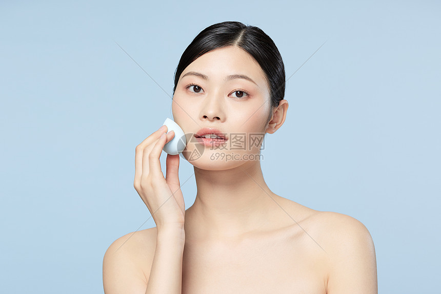 国家统计局:7月份各线城市商品住宅销售价格环比下降 同比降幅整体有所收窄