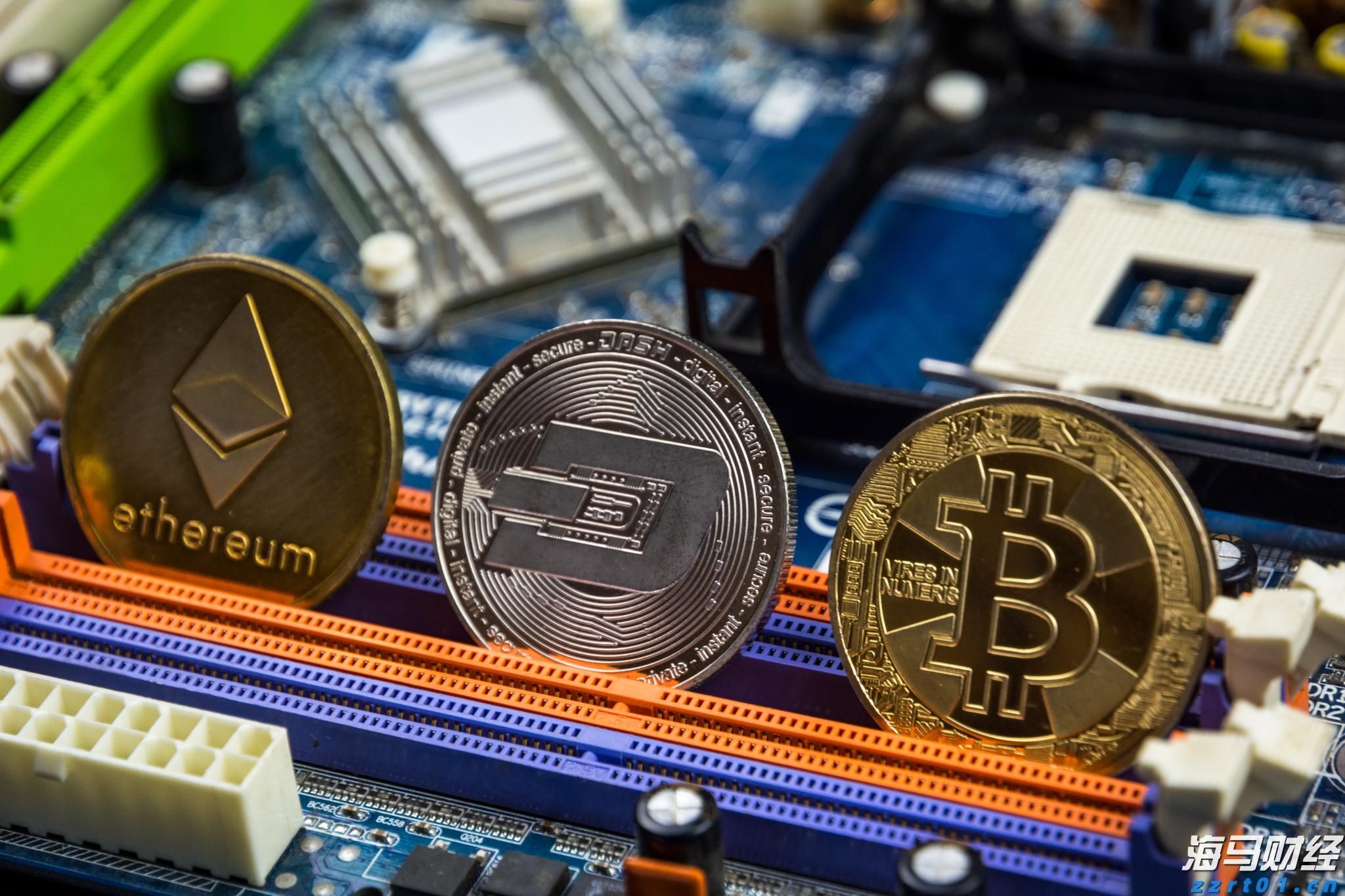 港股收盘(08.15) | 恒指收跌0.98% 互联网医疗股逆势走强 银诺医药-B(02591)首挂暴涨200%